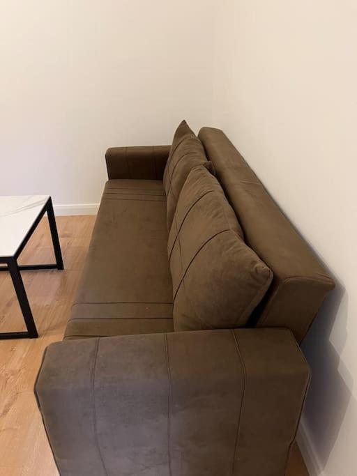 004- Brand New 1 Bedroom Apartment F1 伊灵 外观 照片